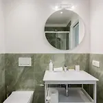 Apartman Lucrezio In *